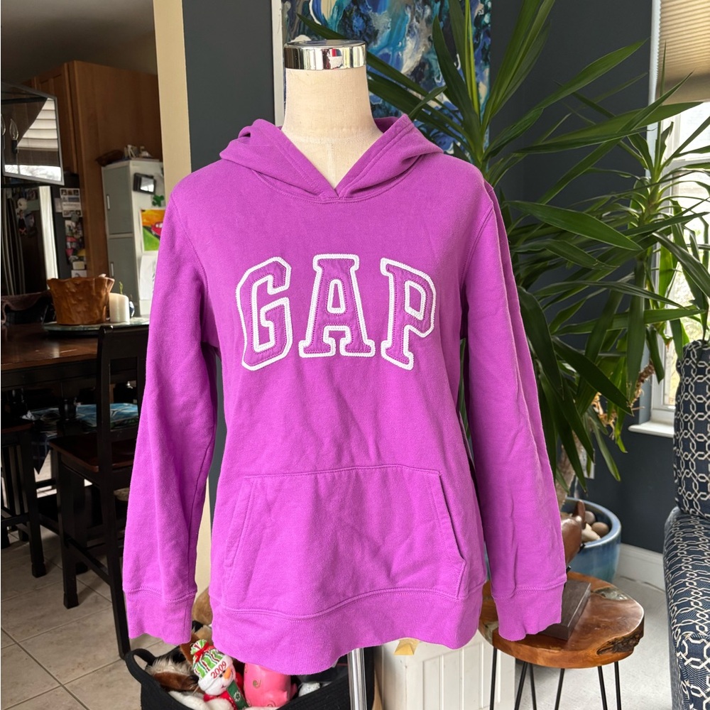 GAP hoodie
